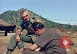 Standbild William C Westmoreland Phan Rang Vietnam, 1965, aus Sekunde 27 historischem Filmmaterial Videoclip 65675030367