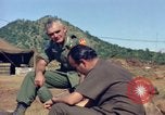 Standbild William C Westmoreland Phan Rang Vietnam, 1965, aus Sekunde 29 historischem Filmmaterial Videoclip 65675030367