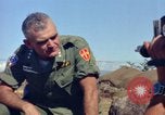 Standbild William C Westmoreland Phan Rang Vietnam, 1965, aus Sekunde 45 historischem Filmmaterial Videoclip 65675030367