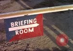 Standbild Briefing Ankhe Süd Vietnam, 1966, aus Sekunde 4 historischem Filmmaterial Videoclip 65675030368