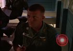 Standbild Briefing Ankhe Süd Vietnam, 1966, aus Sekunde 24 historischem Filmmaterial Videoclip 65675030368