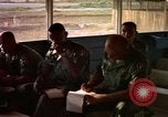 Standbild Briefing Ankhe Süd Vietnam, 1966, aus Sekunde 25 historischem Filmmaterial Videoclip 65675030368