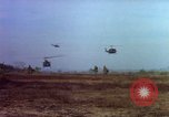 Standbild Briefing Ankhe Süd Vietnam, 1966, aus Sekunde 47 historischem Filmmaterial Videoclip 65675030368