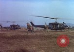 Standbild 173D Airborne Brigade Ankhe Süd Vietnam, 1966, aus Sekunde 13 historischem Filmmaterial Videoclip 65675030369