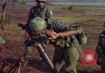 Standbild 173D Airborne Brigade Ankhe Süd Vietnam, 1966, aus Sekunde 17 historischem Filmmaterial Videoclip 65675030369