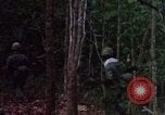 Standbild 173D Airborne Brigade Ankhe Süd Vietnam, 1966, aus Sekunde 51 historischem Filmmaterial Videoclip 65675030369