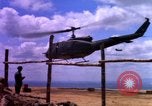 Standbild 13 41 54 Signal Battalion Ankhe Süd Vietnam, 1966, aus Sekunde 23 historischem Filmmaterial Videoclip 65675030370