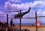 Standbild 13 41 54 Signal Battalion Ankhe Süd Vietnam, 1966, aus Sekunde 25 historischem Filmmaterial Videoclip 65675030370
