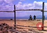 Standbild 13 41 54 Signal Battalion Ankhe Süd Vietnam, 1966, aus Sekunde 33 historischem Filmmaterial Videoclip 65675030370
