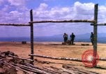 Standbild 13 41 54 Signal Battalion Ankhe Süd Vietnam, 1966, aus Sekunde 34 historischem Filmmaterial Videoclip 65675030370