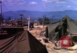 Standbild angegriffen Signal site Ankhe Süd Vietnam, 1966, aus Sekunde 10 historischem Filmmaterial Videoclip 65675030371