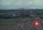 Standbild UH-1D Hubschrauber Ankhe Süd Vietnam, 1965, aus Sekunde 62 historischem Filmmaterial Videoclip 65675030373