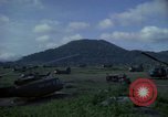 Standbild 1st Cavalry Division Hubschrauber Ankhe Süd Vietnam, 1965, aus Sekunde 44 historischem Filmmaterial Videoclip 65675030374