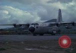 Standbild C-130 Flugzeugen Ankhe Süd Vietnam, 1965, aus Sekunde 48 historischem Filmmaterial Videoclip 65675030378