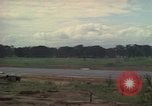 Standbild Ankhe Flugplatz Ankhe Süd Vietnam, 1965, aus Sekunde 45 historischem Filmmaterial Videoclip 65675030379