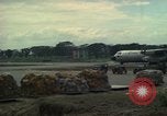 Standbild Ankhe Flugplatz Ankhe Süd Vietnam, 1965, aus Sekunde 57 historischem Filmmaterial Videoclip 65675030379