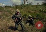 Standbild amerikanische 1st Cavalry Division Ankhe Süd Vietnam, 1967, aus Sekunde 12 historischem Filmmaterial Videoclip 65675030380