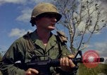 Standbild amerikanische 1st Cavalry Division Ankhe Süd Vietnam, 1967, aus Sekunde 15 historischem Filmmaterial Videoclip 65675030380