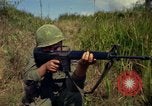 Standbild amerikanische 1st Cavalry Division Ankhe Süd Vietnam, 1967, aus Sekunde 32 historischem Filmmaterial Videoclip 65675030380