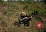Standbild amerikanische 1st Cavalry Division Ankhe Süd Vietnam, 1967, aus Sekunde 52 historischem Filmmaterial Videoclip 65675030380