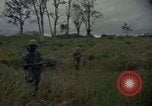 Standbild E63 Personal Melder Ankhe Süd Vietnam, 1967, aus Sekunde 7 historischem Filmmaterial Videoclip 65675030385