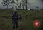 Standbild E63 Personal Melder Ankhe Süd Vietnam, 1967, aus Sekunde 10 historischem Filmmaterial Videoclip 65675030385