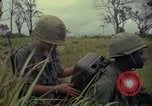Standbild E63 Personal Melder Ankhe Süd Vietnam, 1967, aus Sekunde 17 historischem Filmmaterial Videoclip 65675030385