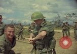 Standbild Hubschrauber rappel Ankhe Süd Vietnam, 1966, aus Sekunde 19 historischem Filmmaterial Videoclip 65675030386