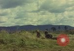Standbild Hubschrauber rappel Ankhe Süd Vietnam, 1966, aus Sekunde 53 historischem Filmmaterial Videoclip 65675030386