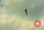 Standbild Hubschrauber rappel Ankhe Süd Vietnam, 1966, aus Sekunde 56 historischem Filmmaterial Videoclip 65675030386