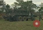 Standbild 1 Air Cavalry Division Truppen Ankhe Süd Vietnam, 1965, aus Sekunde 20 historischem Filmmaterial Videoclip 65675030387