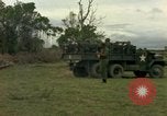 Standbild 1 Air Cavalry Division Truppen Ankhe Süd Vietnam, 1965, aus Sekunde 26 historischem Filmmaterial Videoclip 65675030387
