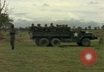 Standbild 1 Air Cavalry Division Truppen Ankhe Süd Vietnam, 1965, aus Sekunde 29 historischem Filmmaterial Videoclip 65675030387