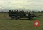 Standbild 1 Air Cavalry Division Truppen Ankhe Süd Vietnam, 1965, aus Sekunde 30 historischem Filmmaterial Videoclip 65675030387