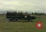 Standbild 1 Air Cavalry Division Truppen Ankhe Süd Vietnam, 1965, aus Sekunde 31 historischem Filmmaterial Videoclip 65675030387