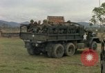 Standbild 1 Air Cavalry Division Truppen Ankhe Süd Vietnam, 1965, aus Sekunde 49 historischem Filmmaterial Videoclip 65675030387