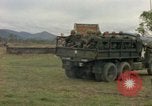 Standbild 1 Air Cavalry Division Truppen Ankhe Süd Vietnam, 1965, aus Sekunde 50 historischem Filmmaterial Videoclip 65675030387