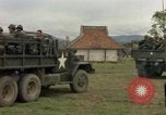 Standbild 1 Air Cavalry Division Truppen Ankhe Süd Vietnam, 1965, aus Sekunde 54 historischem Filmmaterial Videoclip 65675030387