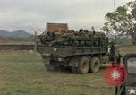 Standbild 1 Air Cavalry Division Truppen Ankhe Süd Vietnam, 1965, aus Sekunde 59 historischem Filmmaterial Videoclip 65675030387