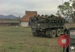 Standbild 1 Air Cavalry Division Truppen Ankhe Süd Vietnam, 1965, aus Sekunde 60 historischem Filmmaterial Videoclip 65675030387