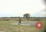 Standbild CH-47-Hubschrauber Ankhe Süd Vietnam, 1965, aus Sekunde 19 historischem Filmmaterial Videoclip 65675030388