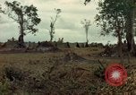 Standbild OH-13 Hubschrauber Ankhe Süd Vietnam, 1965, aus Sekunde 16 historischem Filmmaterial Videoclip 65675030391