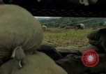 Standbild OH-13 Hubschrauber Ankhe Süd Vietnam, 1965, aus Sekunde 20 historischem Filmmaterial Videoclip 65675030391