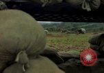 Standbild OH-13 Hubschrauber Ankhe Süd Vietnam, 1965, aus Sekunde 26 historischem Filmmaterial Videoclip 65675030391
