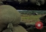 Standbild OH-13 Hubschrauber Ankhe Süd Vietnam, 1965, aus Sekunde 27 historischem Filmmaterial Videoclip 65675030391