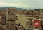 Standbild geladenen Lkws Ankhe Süd Vietnam, 1965, aus Sekunde 31 historischem Filmmaterial Videoclip 65675030392
