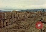 Standbild geladenen Lkws Ankhe Süd Vietnam, 1965, aus Sekunde 39 historischem Filmmaterial Videoclip 65675030392