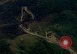 Standbild Deo Mong Pass South Vietnam, 1965, aus Sekunde 18 historischem Filmmaterial Videoclip 65675030393