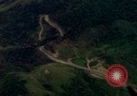 Standbild Deo Mong Pass South Vietnam, 1965, aus Sekunde 21 historischem Filmmaterial Videoclip 65675030393