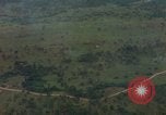 Standbild Deo Mong Pass South Vietnam, 1965, aus Sekunde 34 historischem Filmmaterial Videoclip 65675030393